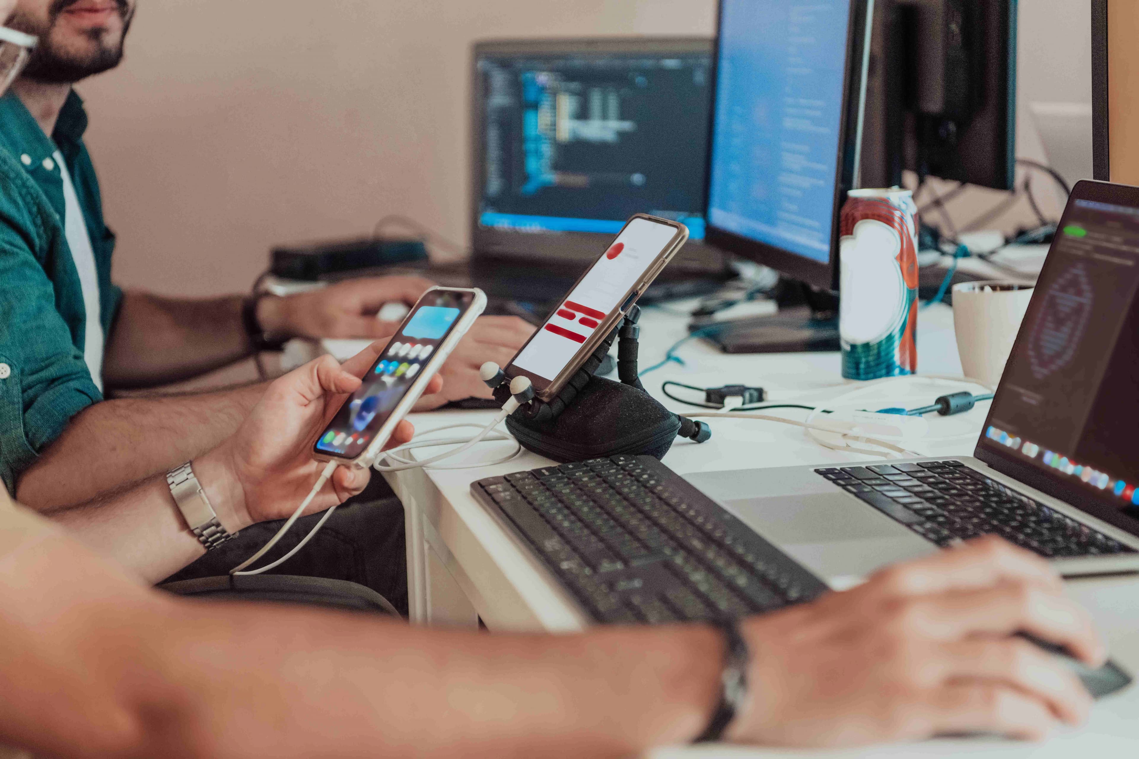 Hybrid Application Development Services